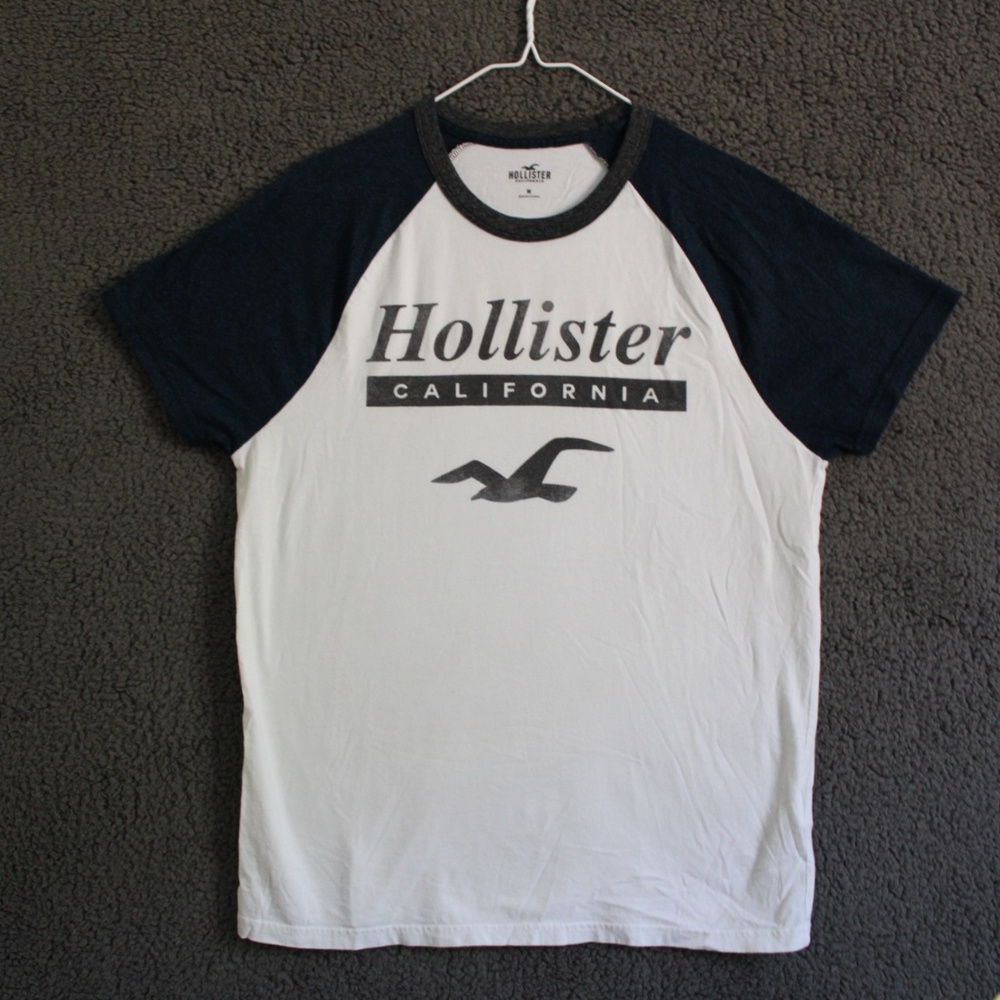 Hollister Men's California Graphic Tee